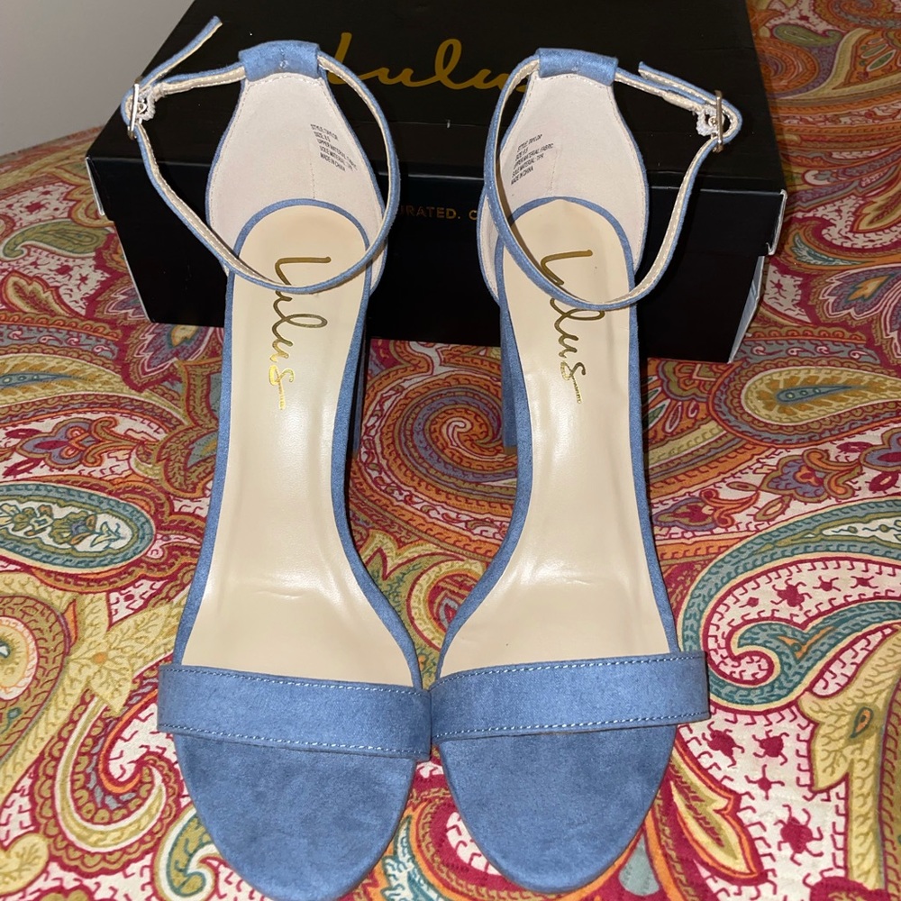 Lulu’s blue suede heels
